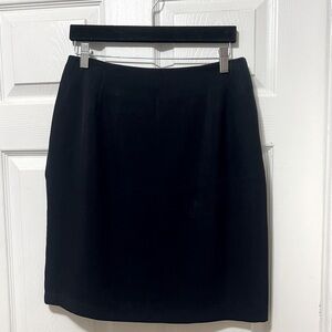 Liz Baker Ladies Navy Lined Skirt Sz. 8 100% Polyester